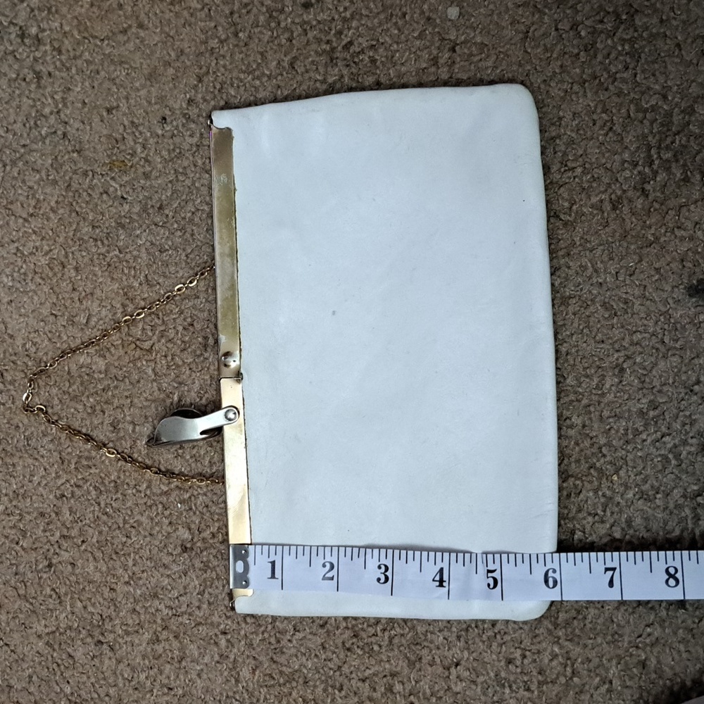 White Vintage Genuine Leather Clutch - Picture 11 of 12